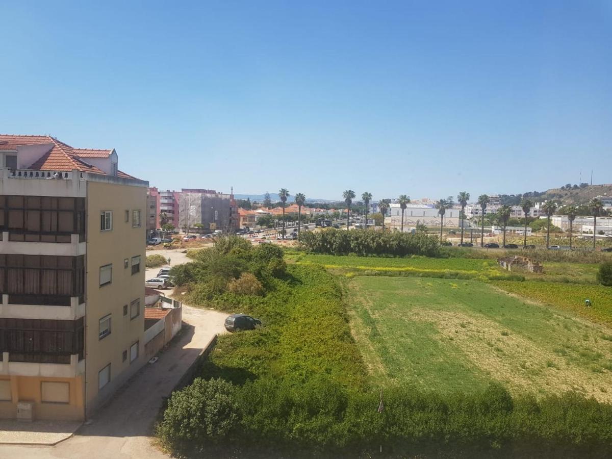 Remarkable 1 Bedroom Apartment Costa de Caparica Eksteriør billede